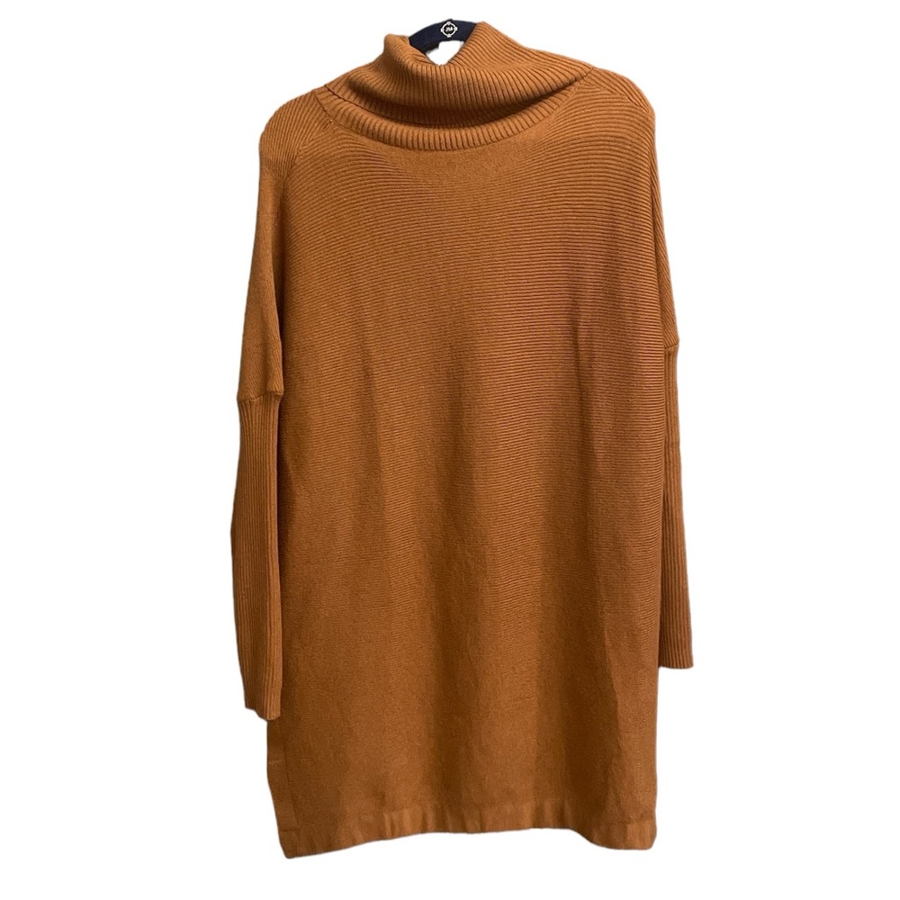 XL, Lillusory, Oversized Tan Turtleneck, 50% Viscose, 30%Polyamide, 20%Polyester